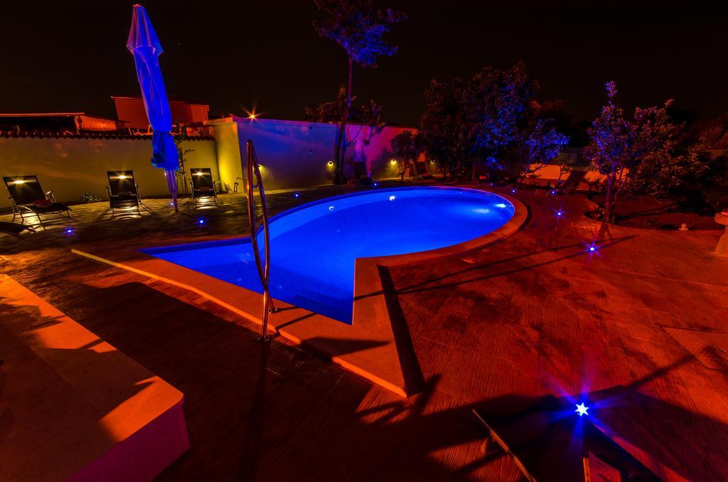 Apartments Petra โตรกีร์ ภายนอก รูปภาพ