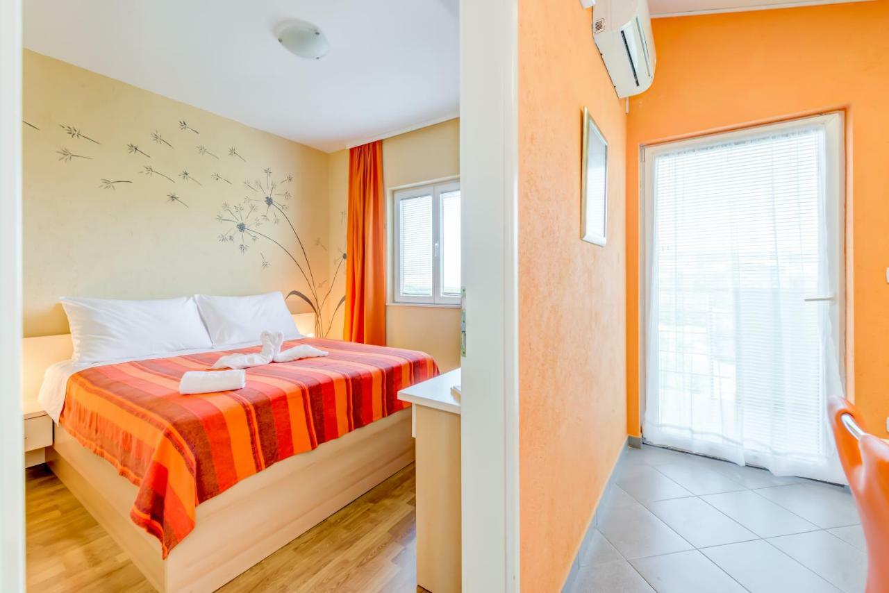 Apartments Petra โตรกีร์ ภายนอก รูปภาพ