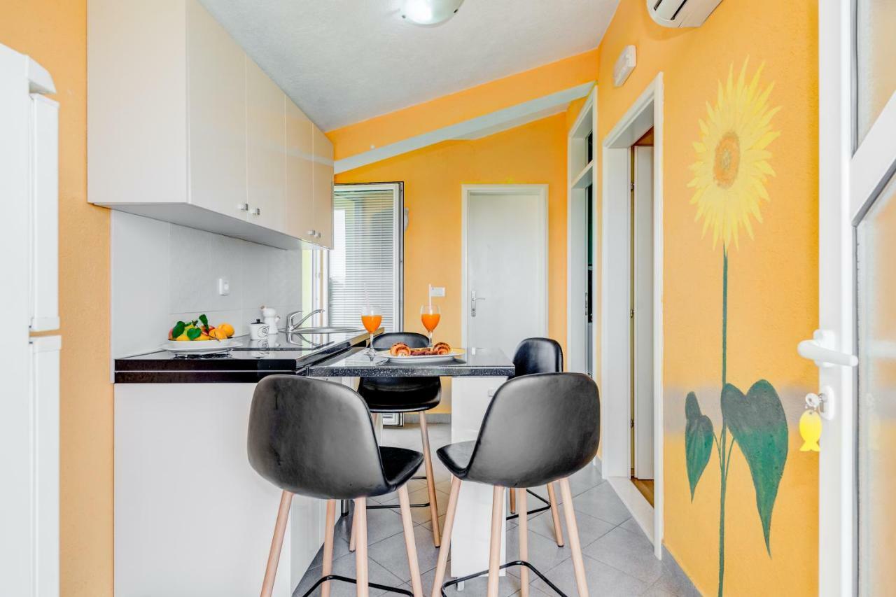 Apartments Petra โตรกีร์ ภายนอก รูปภาพ