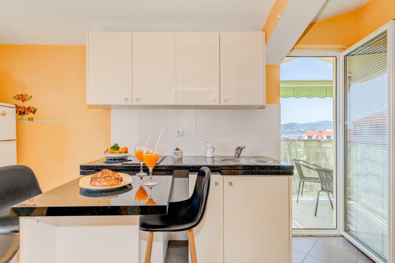 Apartments Petra โตรกีร์ ภายนอก รูปภาพ